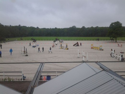 buitenbak-manege-gaasterland-bovenaanzicht-522x391